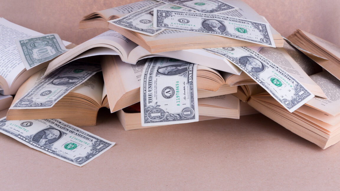 Judge approves Anthropic’s $1.5 billion copyright settlement with authors - Ars Technica