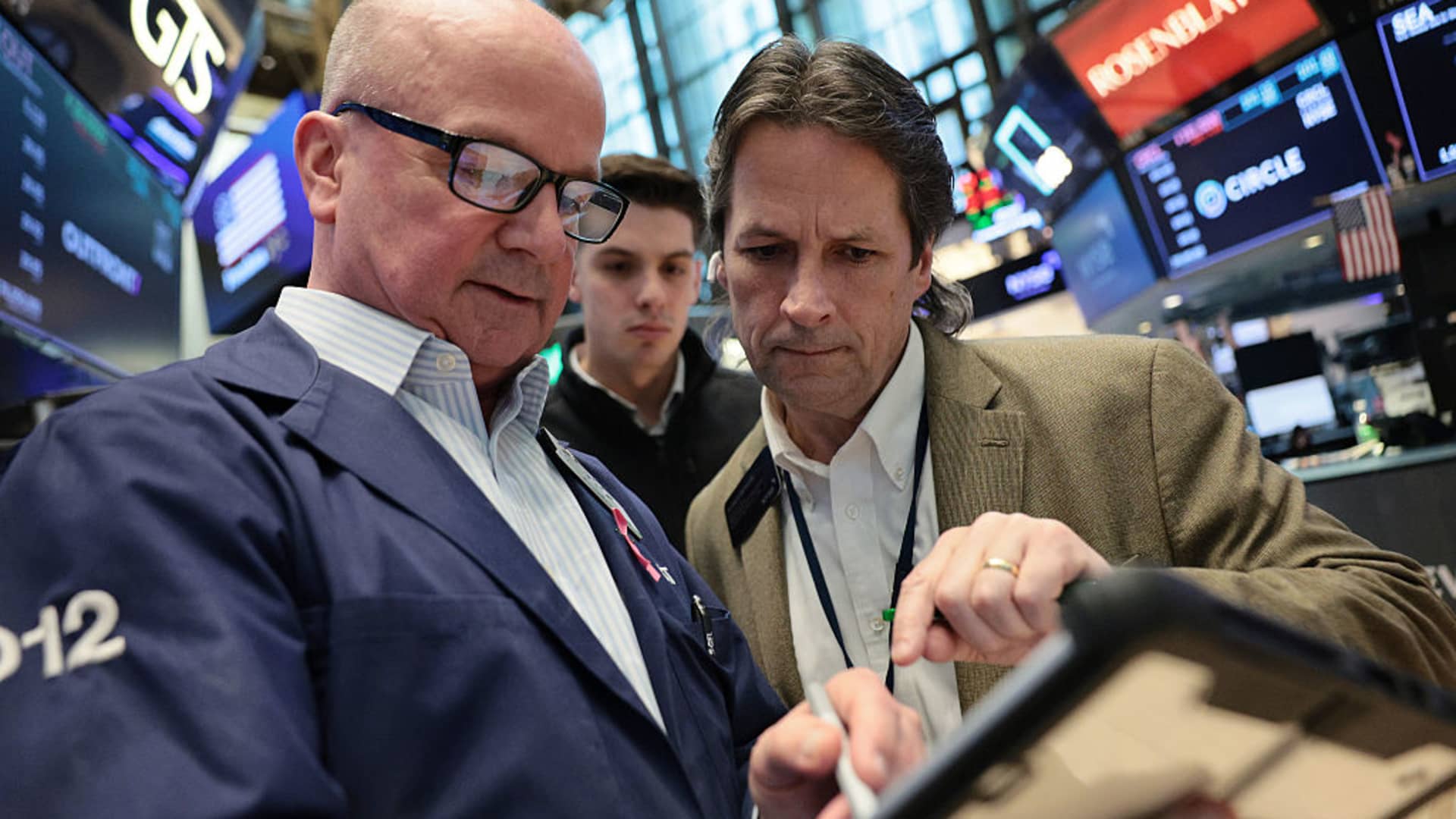 Dow futures fall over 350 points as Iranian war tensions escalate: Live updates - CNBC