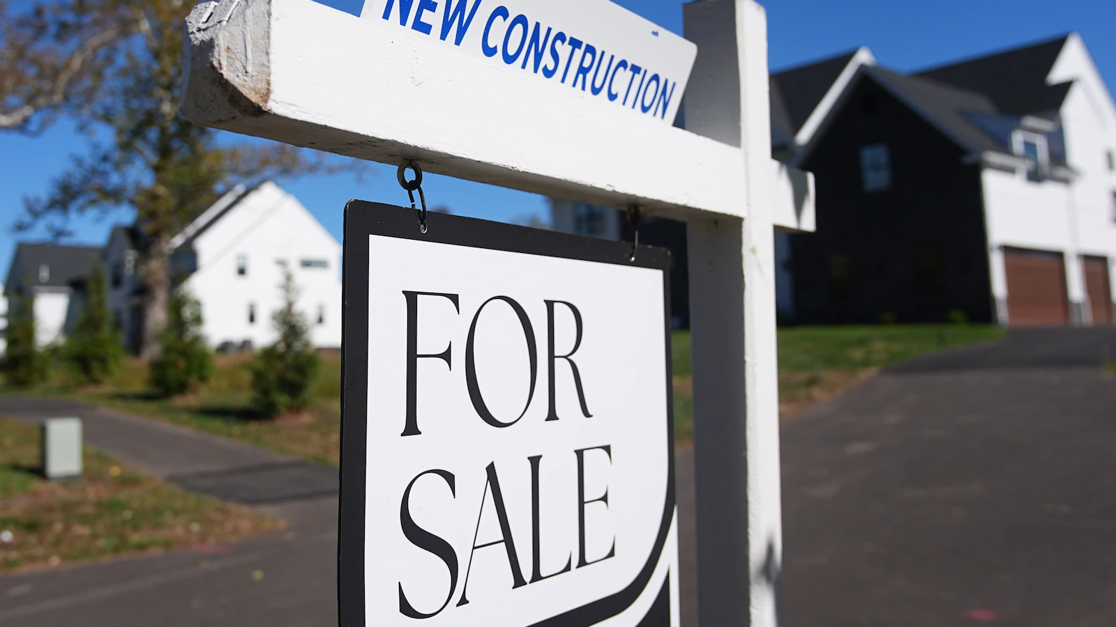 US existing homes fall 1.7% in July as record prices, high mortgage rates stifle would be-buyers - ABC News - Breaking News, Latest News and Videos