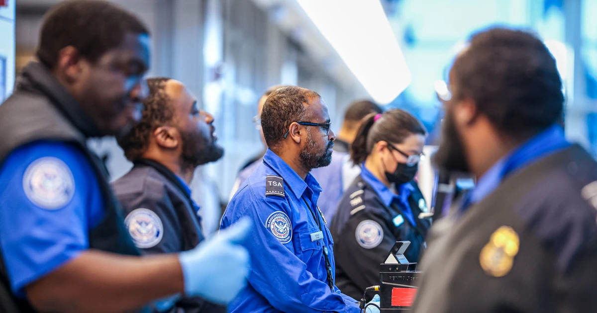 TSA agents working without pay at U.S. airports due to another shutdown