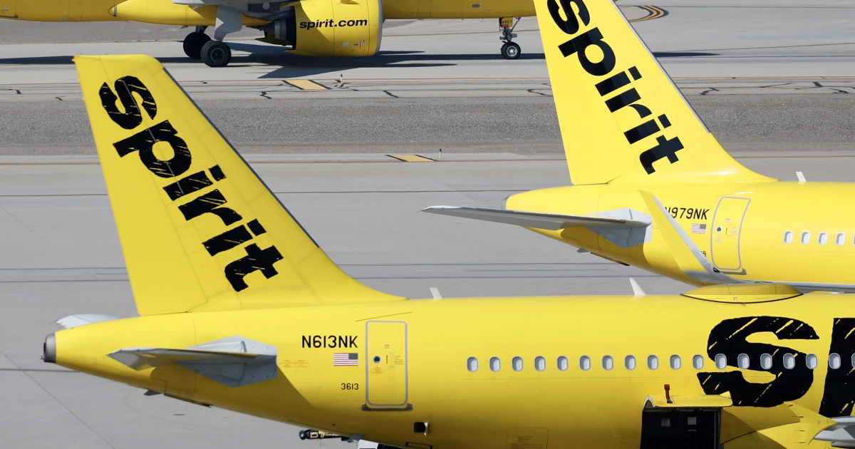 Spirit Airlines is closing down. Thousands of employees and travelers are impacted.