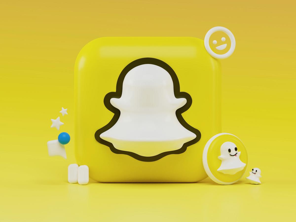 Wall Street Stays Cautious on Snap Inc. (SNAP) After Earnings, Here’s Why