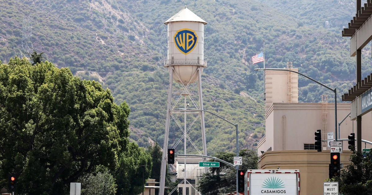 Warner Bros. Discovery reopens talks with Paramount 