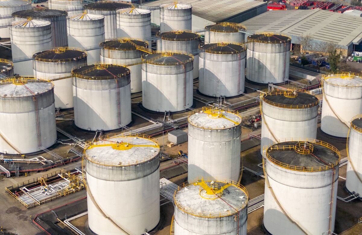 Oil Jumps on Iran Tensions, US Stock Futures Drop: Markets Wrap