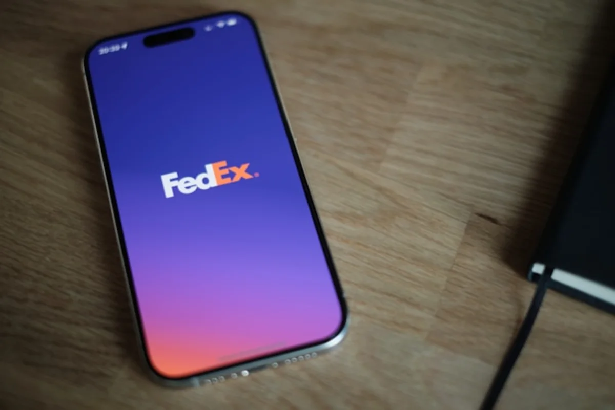 FedEx Corp (FDX)’s Bold Dividend Move Amid a Freight Spin-Off